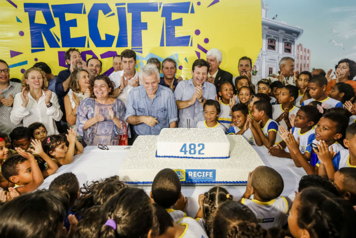 Estudantes da rede municipal de ensino participaram do evento. Foto: Andréa Rêgo Barros/Divulgação./
