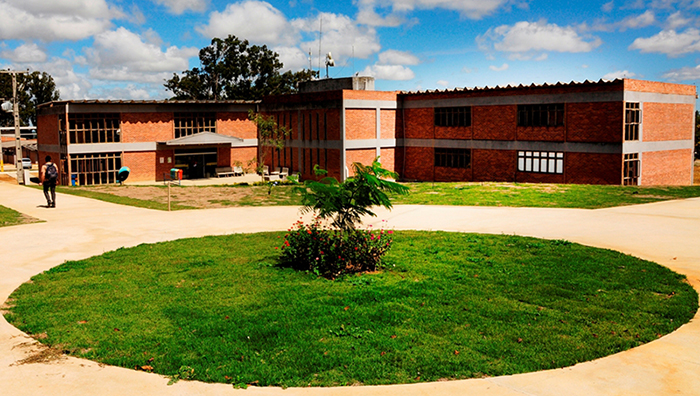 Instituição tem cerca de 2 mil alunos. Foto: UFRPE/Divulgação./ Instituição tem cerca de 2 mil alunos. Foto: UFRPE/Divulgação./