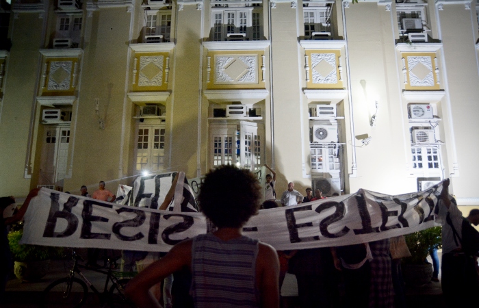 Em 2015, votação de projeto na Câmara Municipal do Recife foi marcada por protestos. Foto: Gulherme Veríssimo/Arquivo DP.