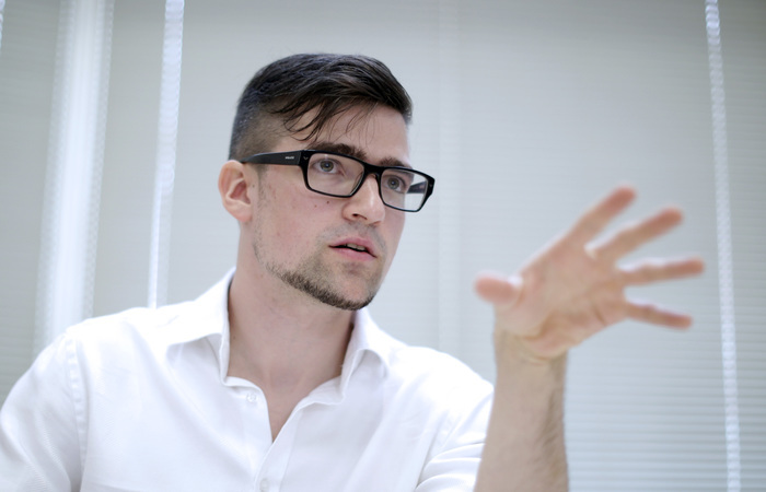 A residência de Martin Sellner, cofundador do Movimento Identitário Austríaco (IBO), de 30 anos, foi revistada na segunda-feira à noite no âmbito da investigação. Foto: GEORG HOCHMUTH / APA / AFP/ A residência de Martin Sellner, cofundador do Movimento Identitário Austríaco (IBO), de 30 anos, foi revistada na segunda-feira à noite no âmbito da investigação. Foto: GEORG HOCHMUTH / APA / AFP/