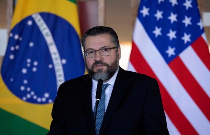 "Admiro muito o presidente Trump e as mudan&ccedil;as que ele trouxe aos Estados Unidos", afirmou Ara&uacute;jo - Foto: Sergio LIMA/AFP/