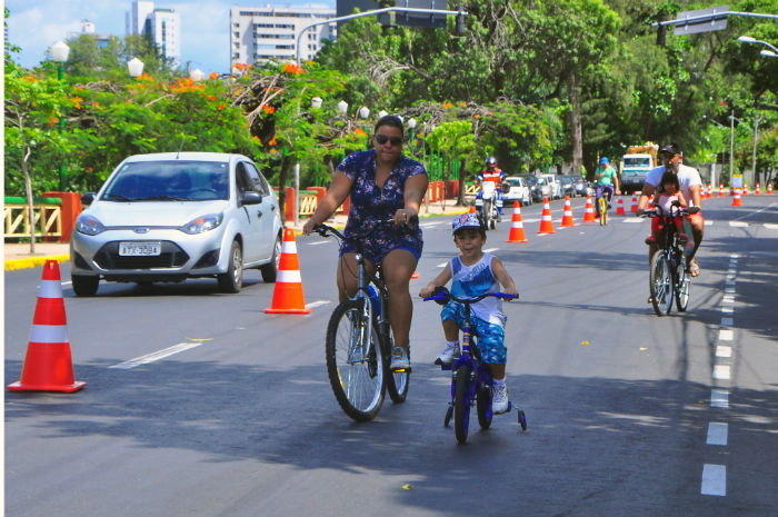 Ciclofaixa vai operar nesta sexta (19) e no domingo (21). Foto: Edvaldo Rodrigues/Arquivo DP./ Ciclofaixa vai operar nesta sexta (19) e no domingo (21). Foto: Edvaldo Rodrigues/Arquivo DP./