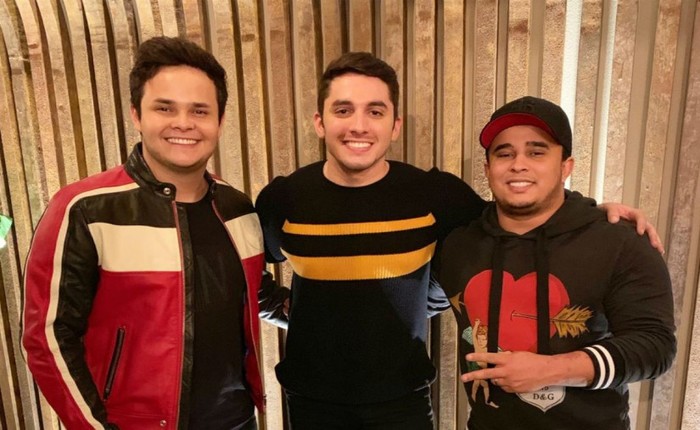 Clipe foi gravado no estúdio de Luan Santana. Foto: Reprodução/Instagram/