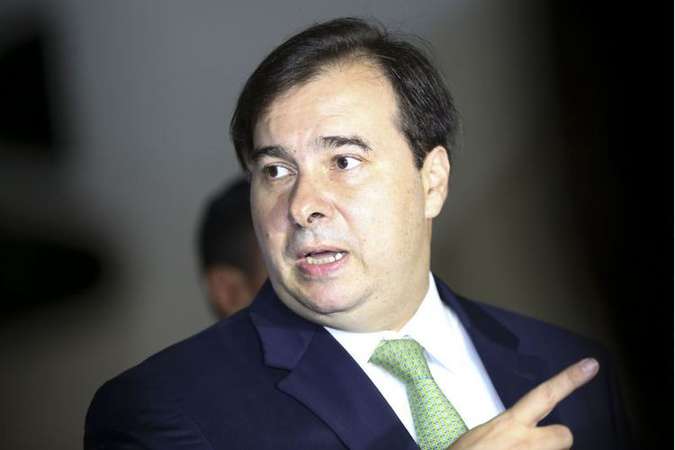 Ampliação do acesso a armas de fogo pode ser suspensa. Segundo presidente da Câmara, Bolsonaro avançou em atribuição do Legislativo. Foto: Marcelo Camargo/Agencia Brasil/ Ampliação do acesso a armas de fogo pode ser suspensa. Segundo presidente da Câmara, Bolsonaro avançou em atribuição do Legislativo. Foto: Marcelo Camargo/Agencia Brasil/
