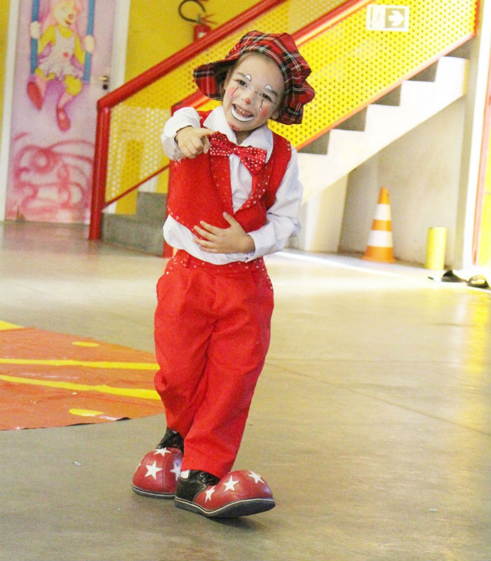 Flayzinho tem apenas 5 anos de idade, mas já conquista o público com memória e desenvoltura. Foto: Patrícia Monteiro / Diario de Pernambuco