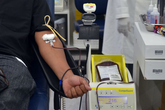 Volume de sangue retirado, cerca de 450 ml, é rapidamente reposto pelo organismo sem prejuízos ao doador. Foto: Malu Cavalcanti/Esp.DP./Volume de sangue retirado, cerca de 450 ml, é rapidamente reposto pelo organismo sem prejuízos ao doador. Foto: Malu Cavalcanti/Esp.DP.