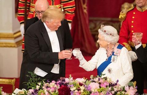Donald Trump chegou acompanhado de quatro filhos e seus c&ocirc;njuges - Foto: Instagram/Reprodu&ccedil;&atilde;o/
