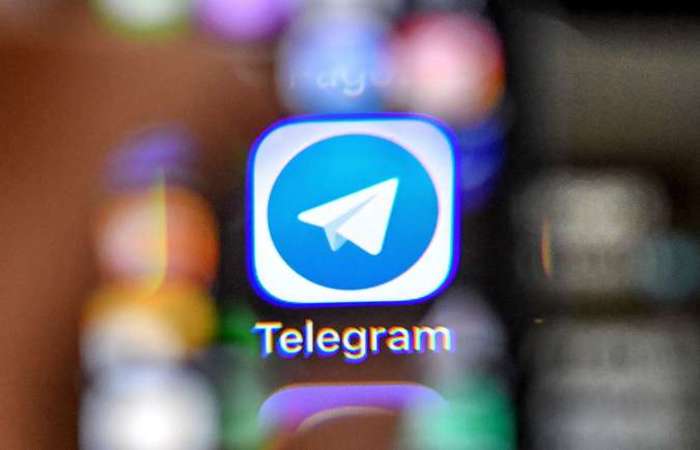 Apesar da instabilidade, a empresa garante que as informações e mensagens dos clientes estão seguras, devido à natureza do ataque. Foto: Yuri Kadobnov/AFP/