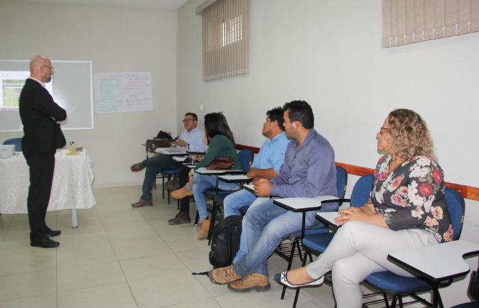 Eles falaram sobre a atualização, melhoria e implementação das NRs na agricultura regional. Foto: Divulgação./ Eles falaram sobre a atualização, melhoria e implementação das NRs na agricultura regional. Foto: Divulgação./