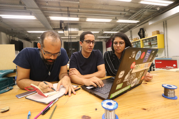 Na foto, a equipe do Navegue, Igor Cabral, Nathalia Machado e Caio Scheidegger.
Foto: Tarciso Augusto / Esp. DP Foto.