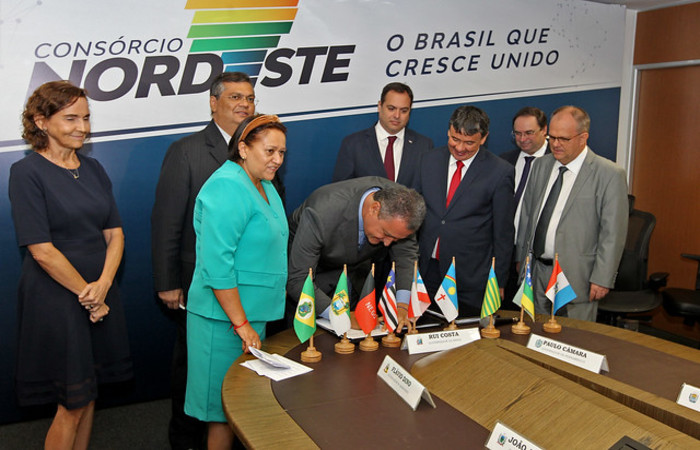 Em Salvador, sete governadores e dois vices marcaram presença no Fórum dos Governadores do Nordeste (Foto: Divulgação/Gov.SE)/Em Salvador, sete governadores e dois vices marcaram presença no Fórum dos Governadores do Nordeste (Foto: Divulgação/Gov.SE)