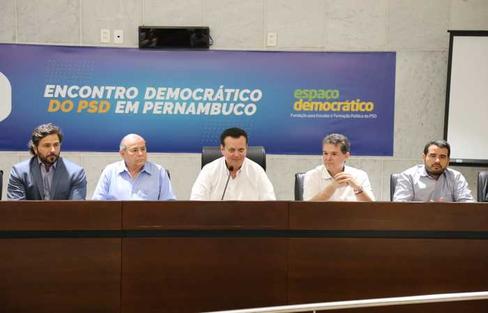 Evento realizado do PSB teve cerca de 300 pessoas no auditório Sérgio Guerra, na Assembleia Legislativa de Pernambuco (Foto: Renato Moreira/Divulgação)