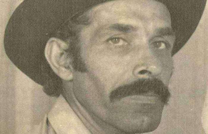 A foto da década de 1970 era utilizada acompanhada de frases consideradas ofensivas pelo juiz do caso. Foto: TJGO/Divulgação/ A foto da década de 1970 era utilizada acompanhada de frases consideradas ofensivas pelo juiz do caso. Foto: TJGO/Divulgação/