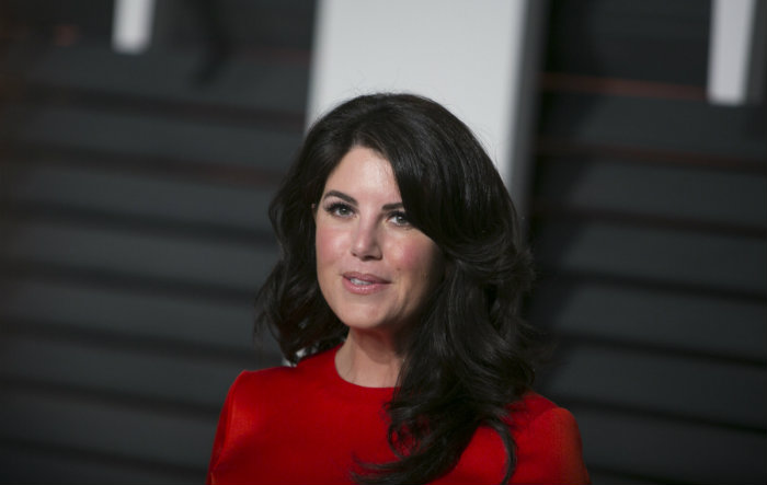 Monica Lewinsky coproduzirá a terceira temporada da série, que retratará o escândalo que derrubou Bill Clinton e do qual foi protagonista. Foto: ADRIAN SANCHEZ-GONZALEZ/AFP/ Monica Lewinsky coproduzirá a terceira temporada da série, que retratará o escândalo que derrubou Bill Clinton e do qual foi protagonista. Foto: ADRIAN SANCHEZ-GONZALEZ/AFP/