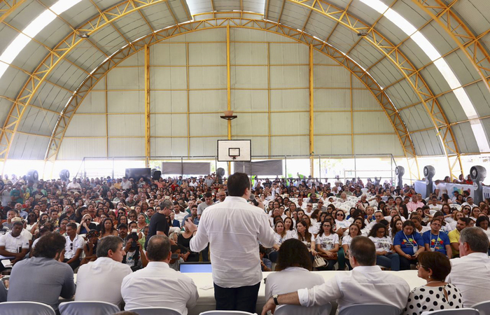 No seminário, o governador Paulo Câmara ouviu propostas da população. FOTO: Hélia Scheppa/SEI/ No seminário, o governador Paulo Câmara ouviu propostas da população. FOTO: Hélia Scheppa/SEI/