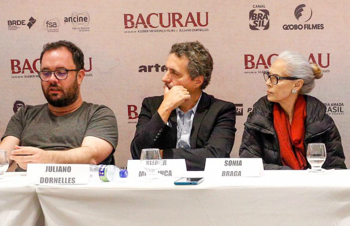 Juliano Dornelles, Kleber Mendonça Filho e Sônia Braga. Foto: Leandro Santana/DP/ Juliano Dornelles, Kleber Mendonça Filho e Sônia Braga. Foto: Leandro Santana/DP/