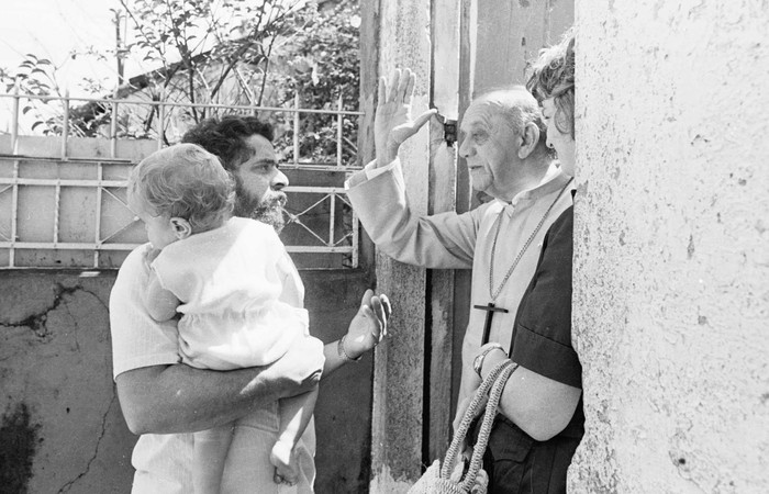 Em 1979, o dom com o então líder sindical Lula, Marisa e Sandro, um dos filhos do casal. Foto: Natanel Guedes/CPDOC JB/ Em 1979, o dom com o então líder sindical Lula, Marisa e Sandro, um dos filhos do casal. Foto: Natanel Guedes/CPDOC JB/