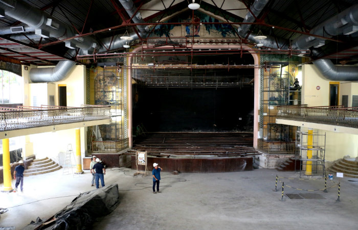 Espera-se entregar o teatro em seu aniversário de 105 anos. Foto: Gabriel Melo / Esp. DP- LOCAL
