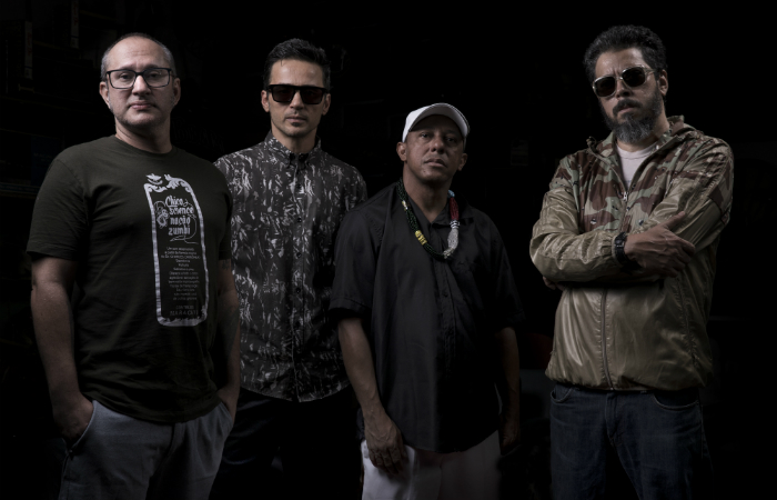 Dengue, Lúcio Maia, Toca Ogan e Jorge du Peixe/Foto: Fábio Braga/Divulgação