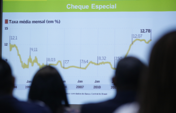Refugiados assistem palestras para entenderem o sistema financeiro brasileiro - Fernando Frazão/Agência Brasil