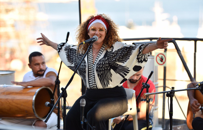 Cantora esteve em Portugal e se apresenta na Espanha neste domingo (8) - Divulgação/