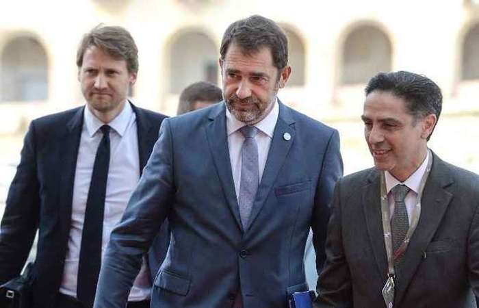Ministros do Interior da França, Alemanha, Itália, Malta e Finlândia tentam criar dispositivo que permita que países europeus voluntários distribuam automaticamente pessoas resgatadas no mar. Foto: Matthew Mirabelli/AFP/ Ministros do Interior da França, Alemanha, Itália, Malta e Finlândia tentam criar dispositivo que permita que países europeus voluntários distribuam automaticamente pessoas resgatadas no mar. Foto: Matthew Mirabelli/AFP/