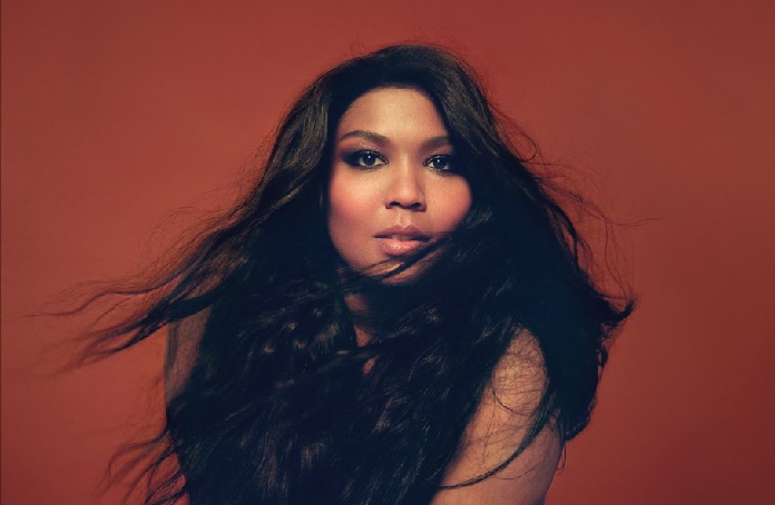 Lizzo. Foto: Luke Gilford/Divulgação/ Lizzo. Foto: Luke Gilford/Divulgação/