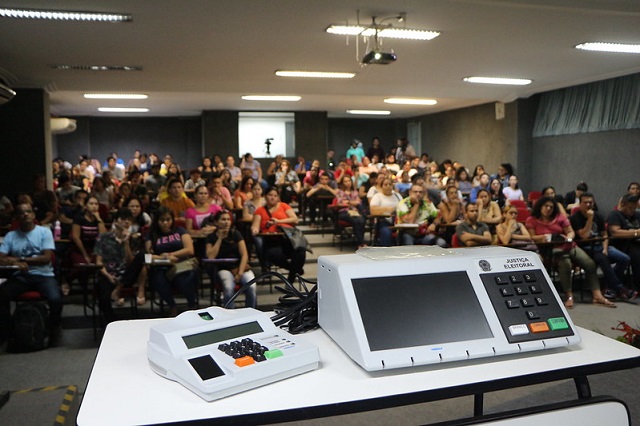 Para concorrer à vaga, basta morar na cidade, ter mais de 21 anos e reconhecida idoneidade moral - Foto: Semcom/Divulgação./