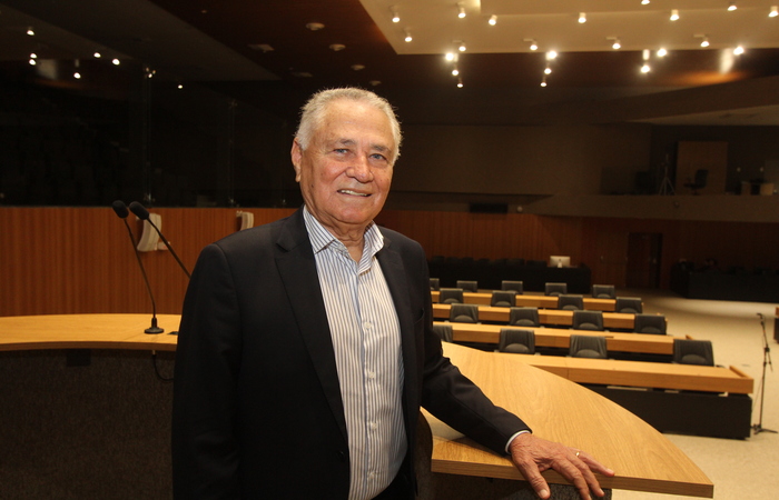 Manoel Ferreira é o único da época que ainda está na Alepe. Foto: Nando Chiappetta/DP/ Manoel Ferreira é o único da época que ainda está na Alepe. Foto: Nando Chiappetta/DP/