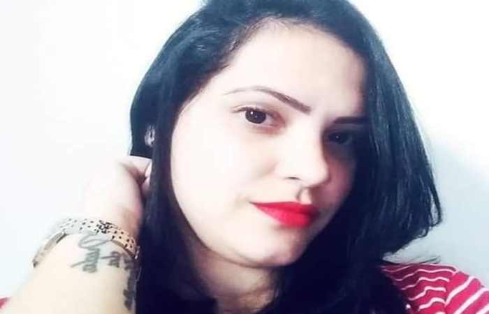 Camila da Silva Mendes, 30, foi assassinada a facadas na última quarta-feira (2) - Foto: Reprodução/Redes sociais./