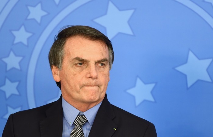Até o momento, o presidente tem afirmado que irá manter, pelo menos temporariamente, o ministro no cargo - Foto: Evaristo Sá/AFP./