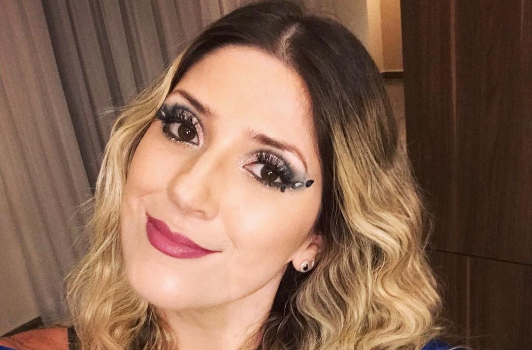 Dani Calabresa teve muito sucesso na MTV como apresentadora do Furo MTV, um jornal engraçado com notícias bizarras. Ela atuava ao lado do amigo Bento Ribeiro, com quem diz torcer por uma nova dobradinha/Foto: Instagram/Reprodução. Dani Calabresa teve muito sucesso na MTV como apresentadora do Furo MTV, um jornal engraçado com notícias bizarras. Ela atuava ao lado do amigo Bento Ribeiro, com quem diz torcer por uma nova dobradinha/Foto: Instagram/Reprodução.