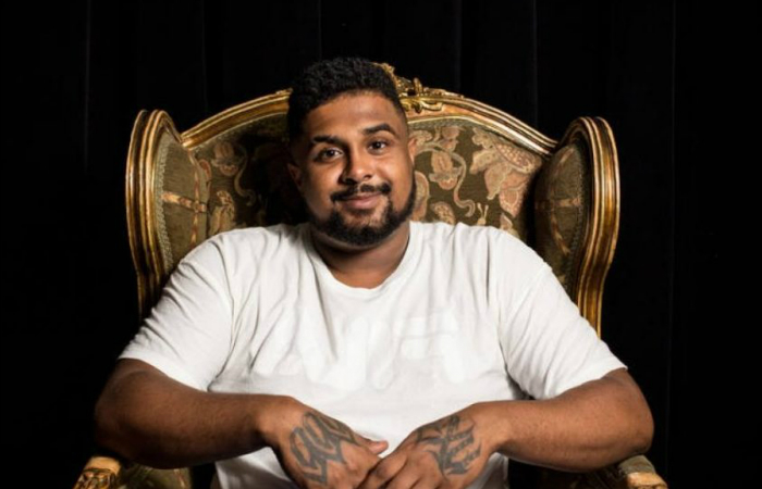 O rapper baiano é dono dos hits Me desculpa Jay Z, Girassóis de Van Gogh e Te amo disgraça. Foto: Reprodução/Internet/ O rapper baiano é dono dos hits Me desculpa Jay Z, Girassóis de Van Gogh e Te amo disgraça. Foto: Reprodução/Internet/