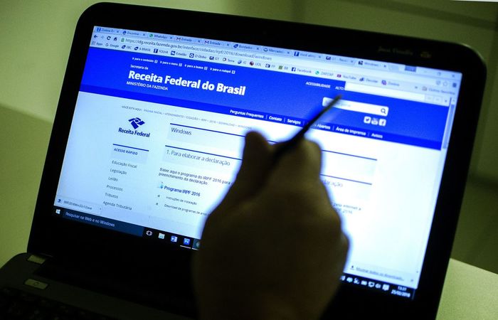Os dois setores argumentam que a prestação de serviços particulares de saúde e educação contribuem para reduzir a demanda por serviços/Marcelo Camargo/Agência Brasil