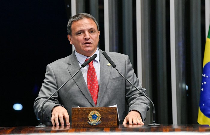 Também planeja autorizar que parte dos recursos que deveria ir para as duas áreas seja redirecionado à segurança pública/Foto: Divulgação