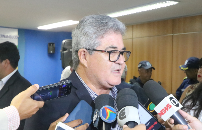 Presidente da CDL, Cid Lôbo acredita em dias melhores para o comércio neste Natal.