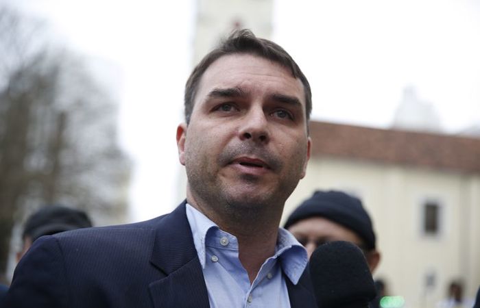 Nota do advogado de Fl&aacute;vio Bolsonaro, Frederick Wassef, sustenta que "todas as pessoas que foram nomeadas, na &eacute;poca, eram qualificadas para as fun&ccedil;&otilde;es que exerciam"/Foto: T&acirc;nia R&ecirc;go/Arquivo/Ag&ecirc;ncia Brasil