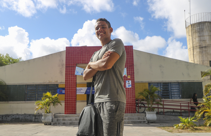 Guilherme Aguiar viu no ensino de tempo integral a possibilidade de ingressar em um curso superior.