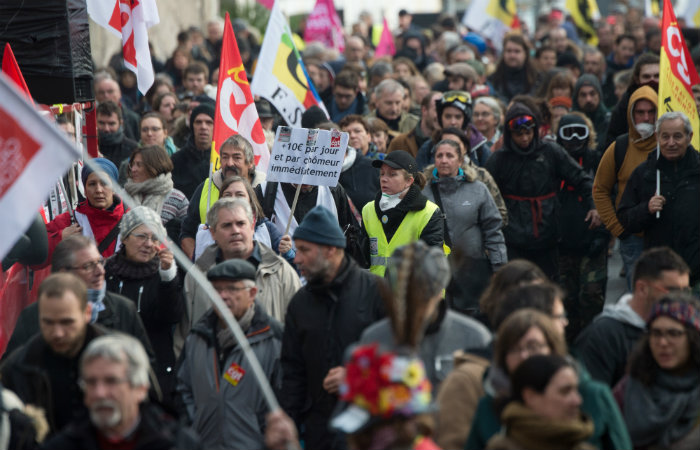 Na última quinta-feira, no início dos protestos, as manifestações reuniram cerca de 800.000 pessoas em todo o país./Foto: LOIC VENANCE / AFP Na última quinta-feira, no início dos protestos, as manifestações reuniram cerca de 800.000 pessoas em todo o país./Foto: LOIC VENANCE / AFP
