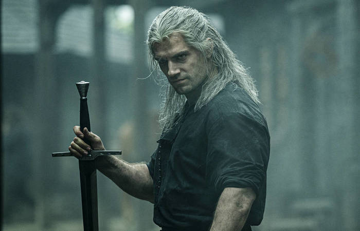 Cavill explicou que a desidratação forçada faz com que a pele "fique tão fina" que "assente sobre o músculos"/Katalin Vermes