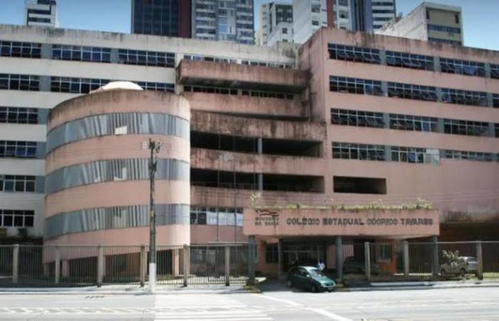 Em entrevista ao programa Balanço Geral, da TV Itapoan, o governador Rui Costa afirmou que havia uma baixa demanda pela escola, que teve apenas cerca de 300 alunos no último ano letivo/Foto: Reprodução/Google maps Em entrevista ao programa Balanço Geral, da TV Itapoan, o governador Rui Costa afirmou que havia uma baixa demanda pela escola, que teve apenas cerca de 300 alunos no último ano letivo/Foto: Reprodução/Google maps
