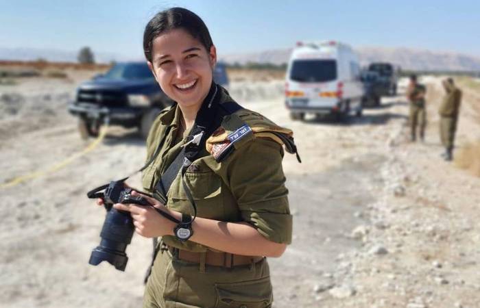 A soldada Idan Naaman, da equipe de fotógrafos combatentes das Forças de Defesa de Israel (FDI)./Foto: Divulgação A soldada Idan Naaman, da equipe de fotógrafos combatentes das Forças de Defesa de Israel (FDI)./Foto: Divulgação