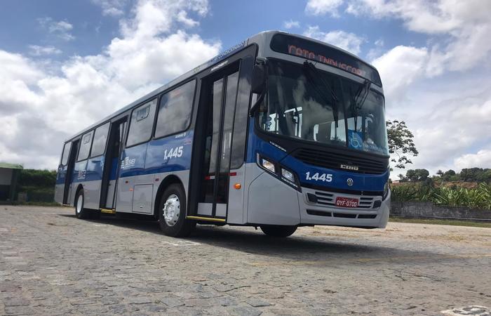 Ônibus convencional com capacidade para 105 passageiros vai substituir o ônibus articulado que transporta até 140 passageiros. Crédito: Conorte/Divulgação/ Ônibus convencional com capacidade para 105 passageiros vai substituir o ônibus articulado que transporta até 140 passageiros. Crédito: Conorte/Divulgação/