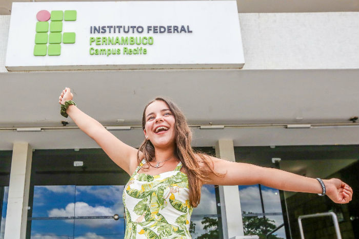 Rebeca Leal, 14, conquistou o primeiro lugar geral com média 94,4./Foto: Leandro de Santana/Esp.DP