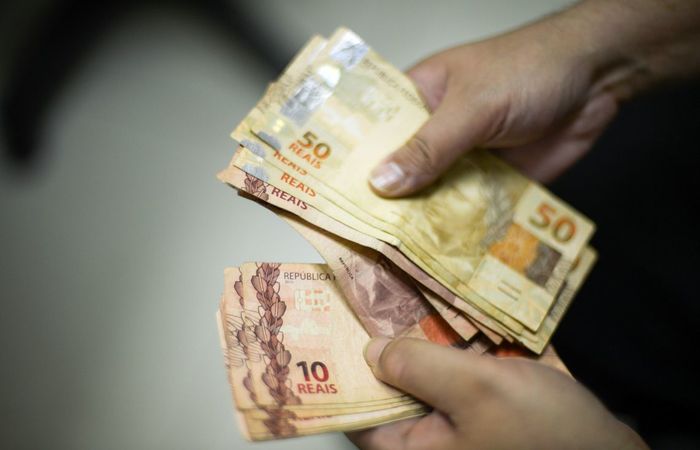 No fim de 2019, o ministro da Economia, Paulo Guedes, disse que o governo não proporá uma política salarial de longo prazo/Foto: Marcello Casal jr/Agência Brasil
