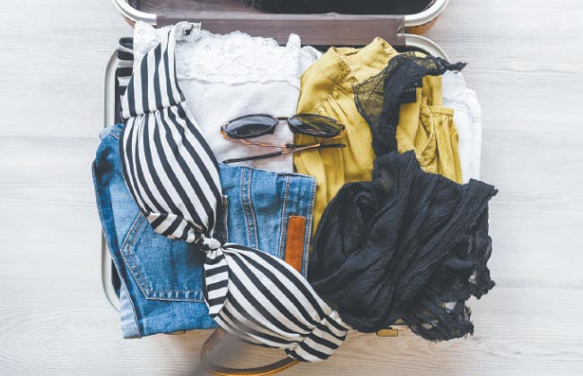 Mala direta: Serviço de delivery entrega roupas para que cliente possa selecionar as peças em casa/Freepik Divulgação Mala direta: Serviço de delivery entrega roupas para que cliente possa selecionar as peças em casa/Freepik Divulgação