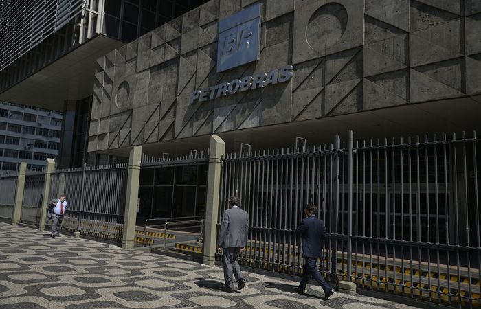 Para consumidor, queda de preço ainda deve demorar, diz Fecombustíveis/Foto: Fernando Frazão/Agência Brasil Para consumidor, queda de preço ainda deve demorar, diz Fecombustíveis/Foto: Fernando Frazão/Agência Brasil