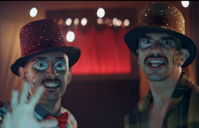 Hot e Oreia mesclam com criatividade a crítica social ao humor.