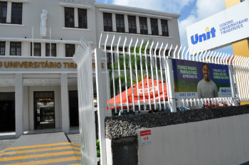 Os alunos podem contar com aconselhamento, orientação e plano de carreira. Foto: Unit/Divulgação