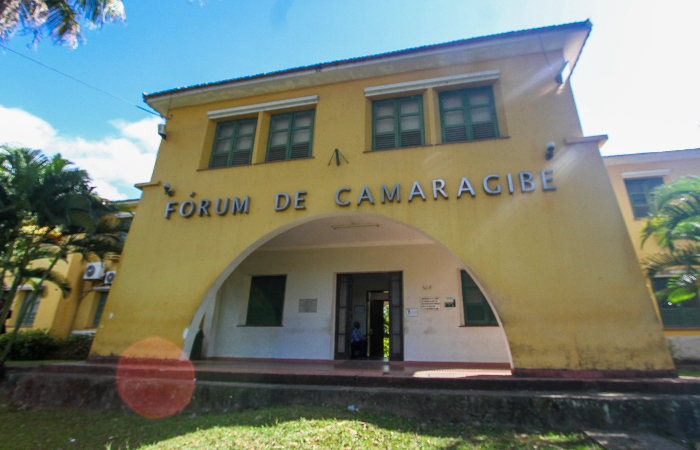 Homem tinha 58 anos e fechou estacionamento do Fórum de Camaragibe com um caminhão/Foto: Leandro de Santana/Esp. DP.